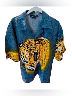 NWT Oscar Misa men’s size M button down shirt casual grey tiger safari vacation